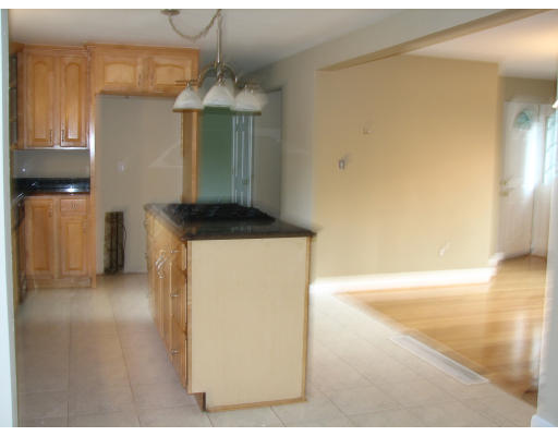447 Trull Road Tewksbury, MA 01876 - Photo 3 of 10 Gallery Image 3