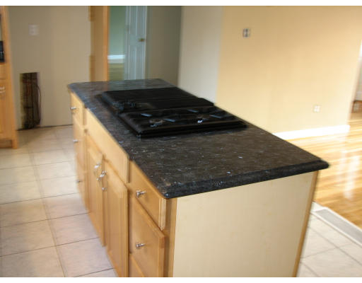 447 Trull Road Tewksbury, MA 01876 - Photo 4 of 10 Gallery Image 4