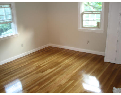 447 Trull Road Tewksbury, MA 01876 - Photo 7 of 10 Gallery Image 7