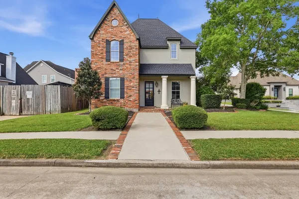 $559,900 | 1831 Silkwood Circle, Port Neches, TX 77651