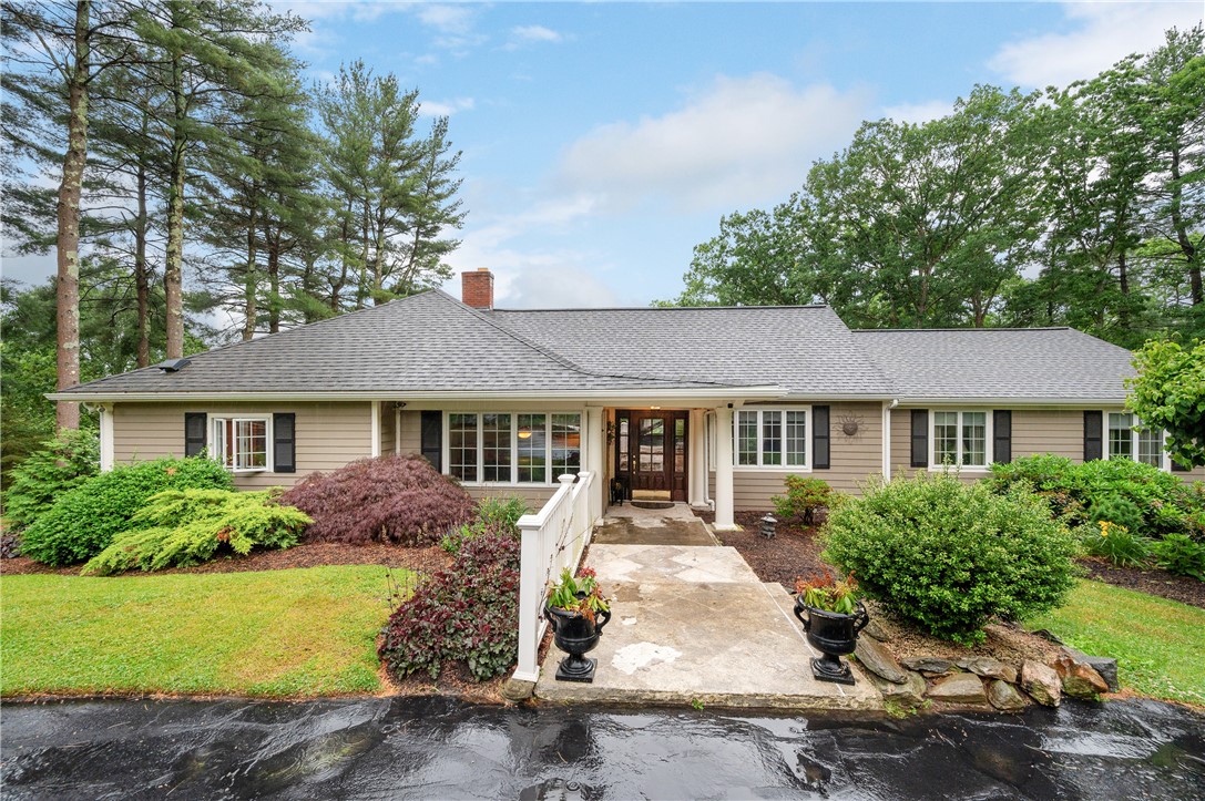 69 Pond House Road North Smithfield, RI 02896 - Photo 2 of 48 Gallery Image 2