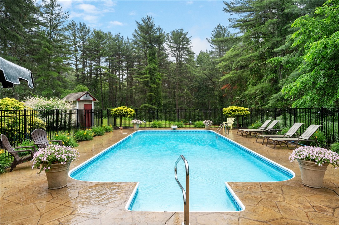 69 Pond House Road North Smithfield, RI 02896 - Photo 36 of 48 Gallery Image 36