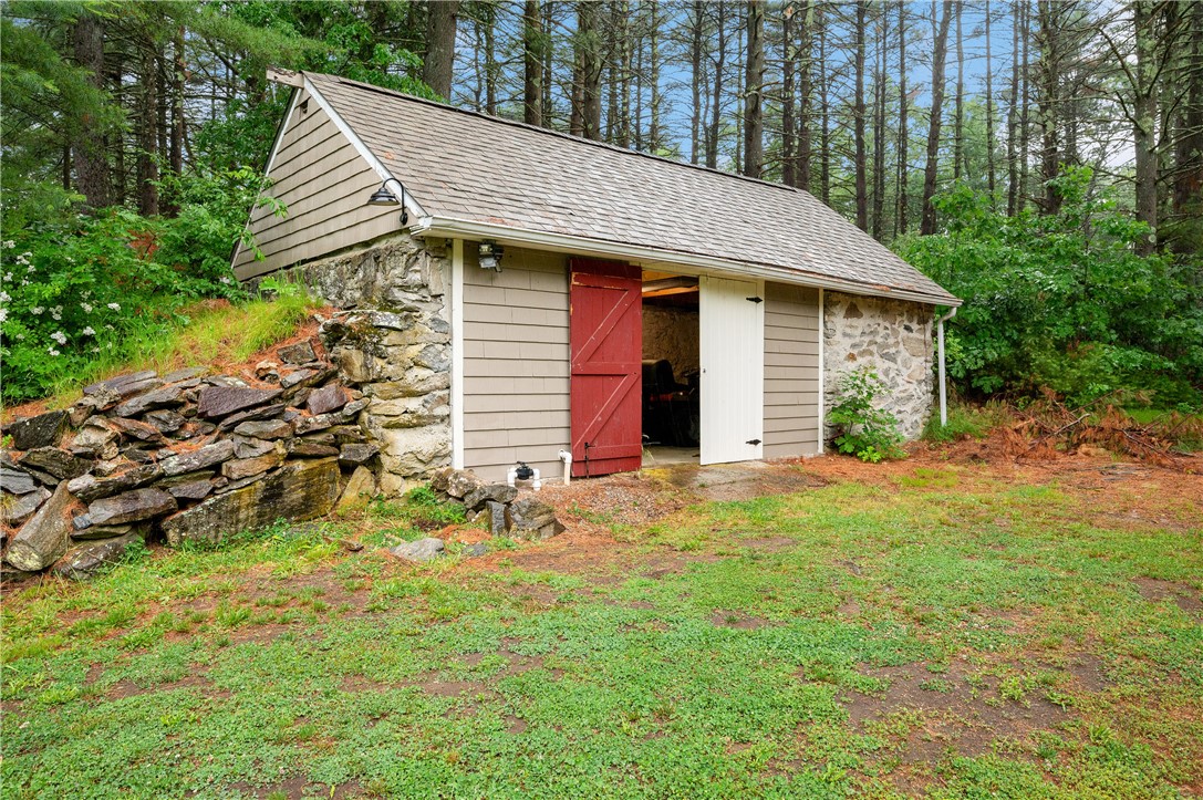 69 Pond House Road North Smithfield, RI 02896 - Photo 41 of 48 Gallery Image 41