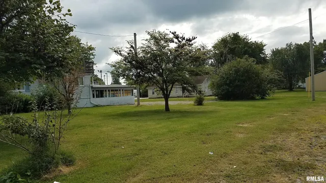 $189,900 | 409 East Walnut Street, Carbondale, IL 62901