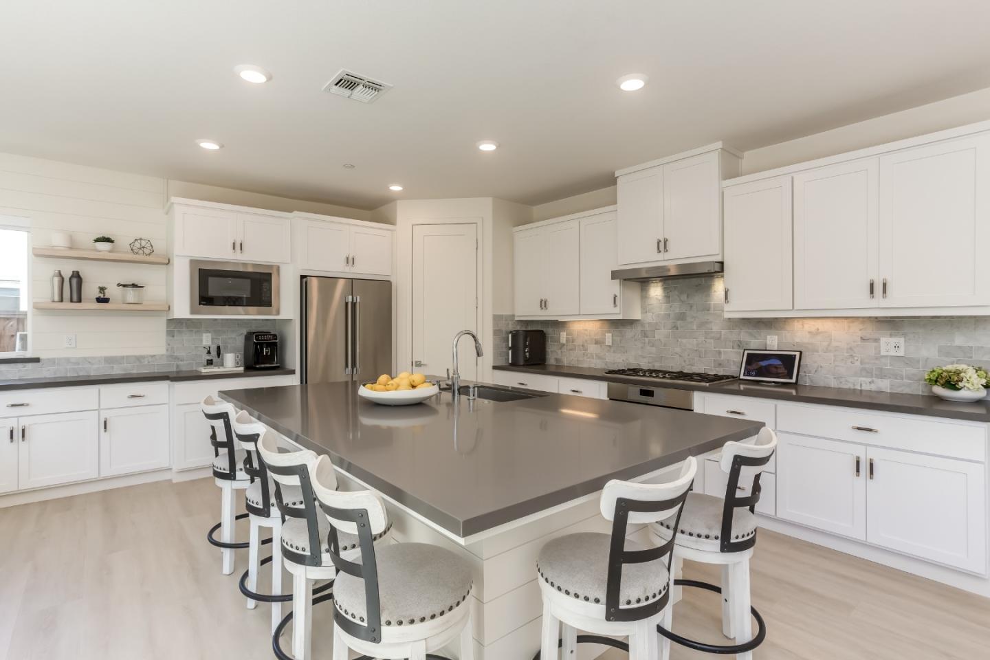 231 Via Encanto San Ramon, CA 94583 - Photo 8 of 38