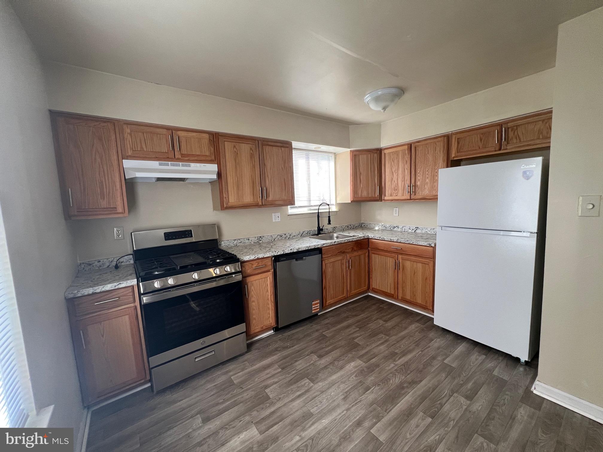 785 Jarvis Road Sicklerville, NJ 08081 - Photo 3 of 21