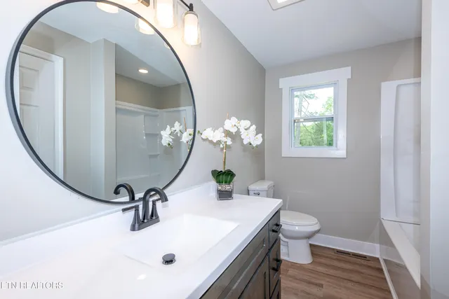 $309,000 | 309 Kinzalow Drive, Sweetwater, TN 37874