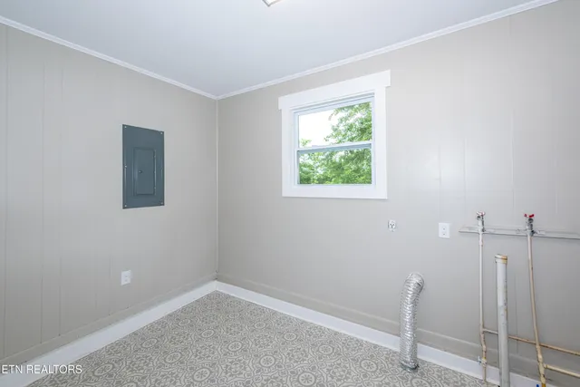 $309,000 | 309 Kinzalow Drive, Sweetwater, TN 37874