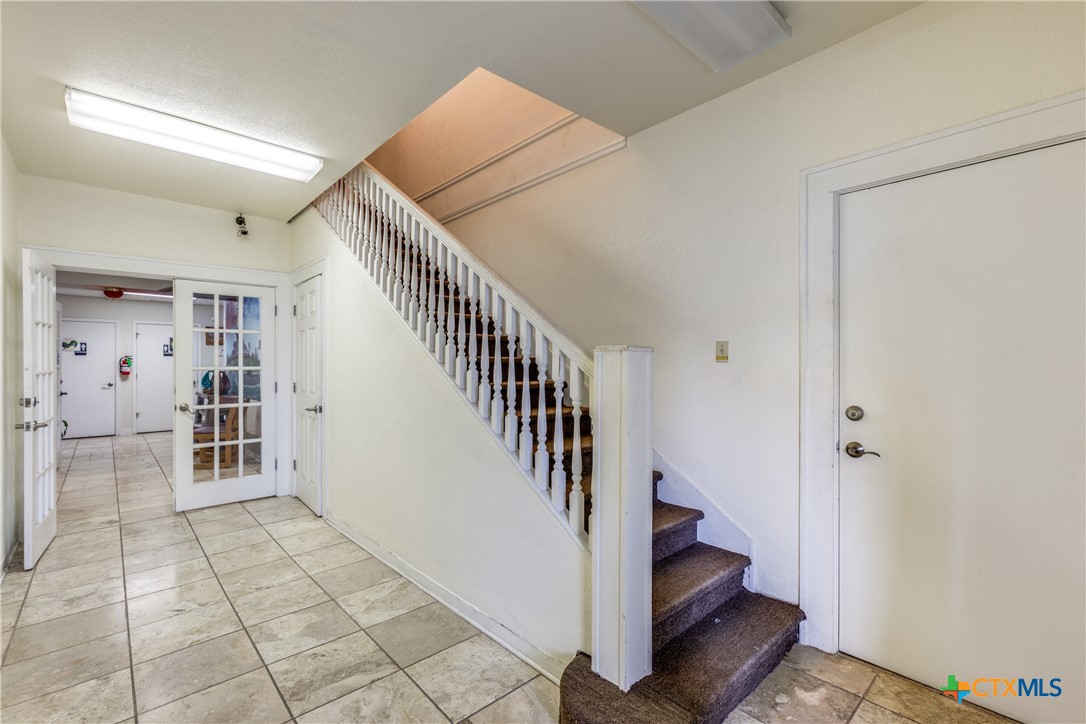 819 South 5th Street Temple, TX 76504 - Photo 4 of 39