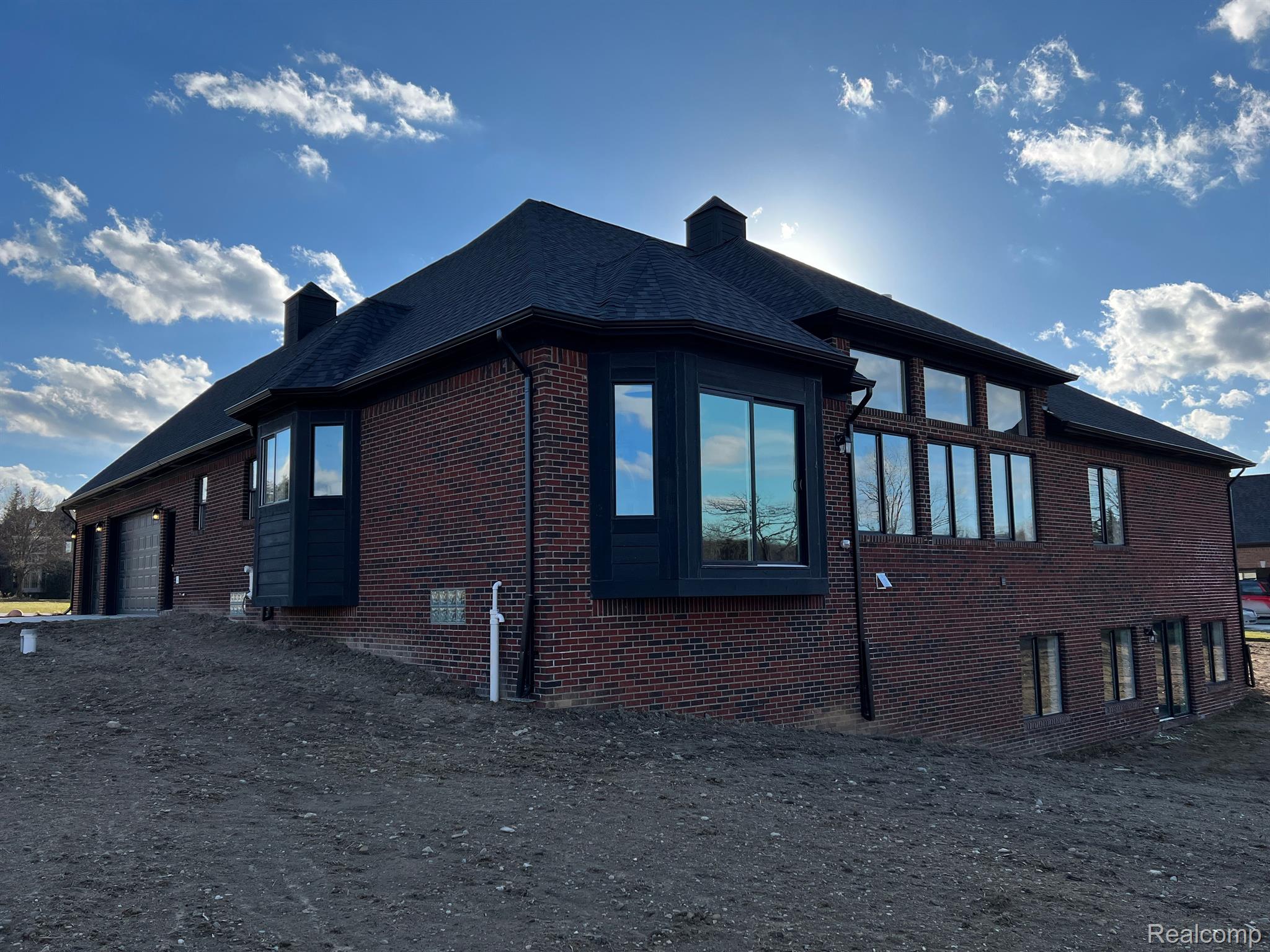 8083 Morningside -