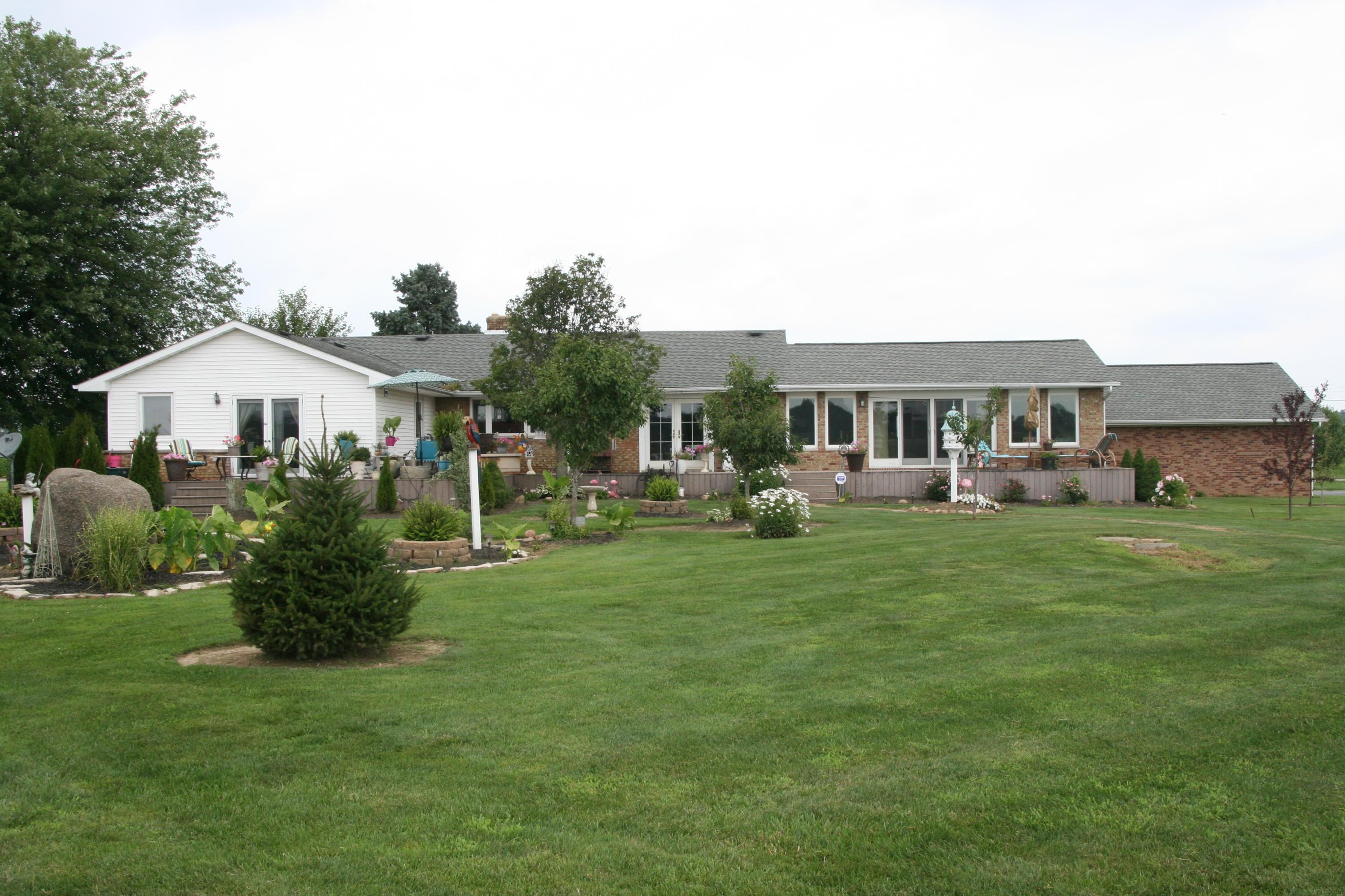 3101 Basil Western Road Northwest Baltimore, OH 43105 - Photo 1 of 86 Gallery Image 1