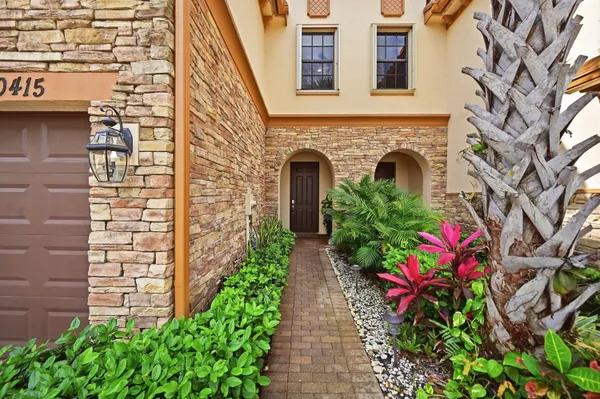 $3,750 | 10415 Wellington Parc Drive, Wellington, FL 33449