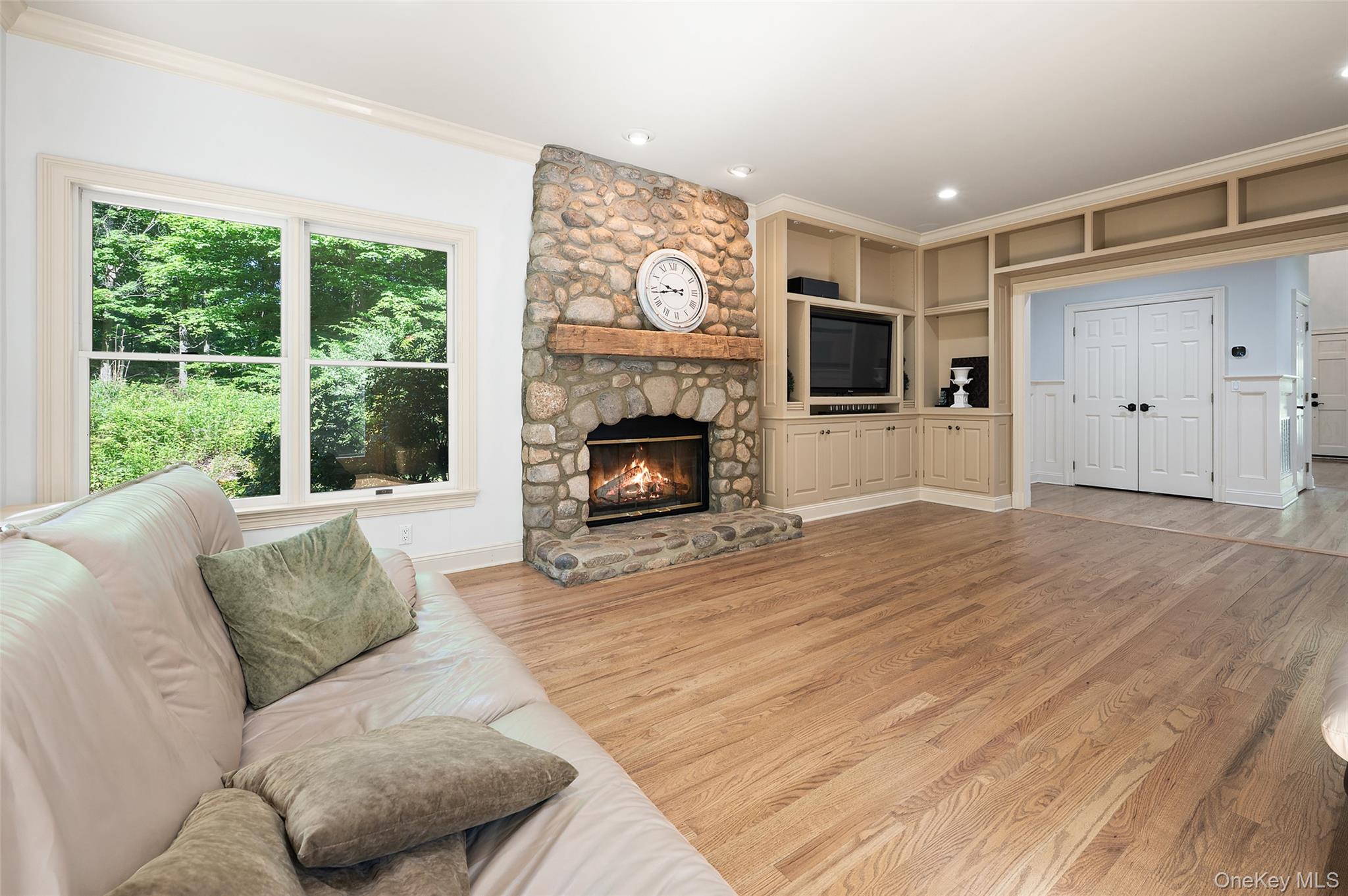 10 Kingdom Ridge Road Bedford, NY 10506 - Photo 4 of 42