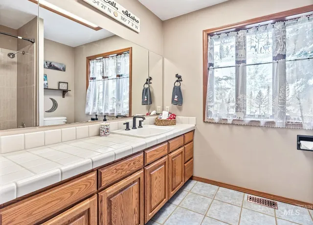 $1,650,000 | 14060 Deerfield Road, McCall, ID 83638