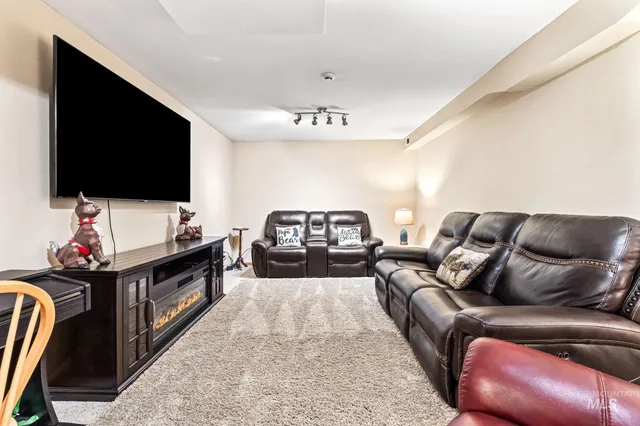 $1,650,000 | 14060 Deerfield Road, McCall, ID 83638