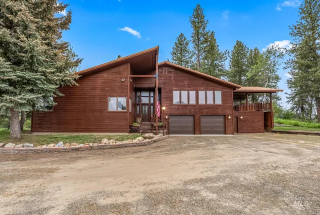 $1,650,000 | 14060 Deerfield Road, McCall, ID 83638
