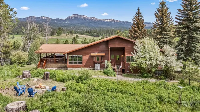 $1,650,000 | 14060 Deerfield Road, McCall, ID 83638