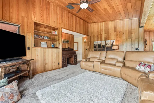 $1,650,000 | 14060 Deerfield Road, McCall, ID 83638