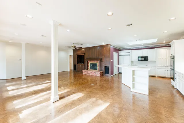 $550,000 | 8502 Oxford Avenue, Lubbock, TX 79423