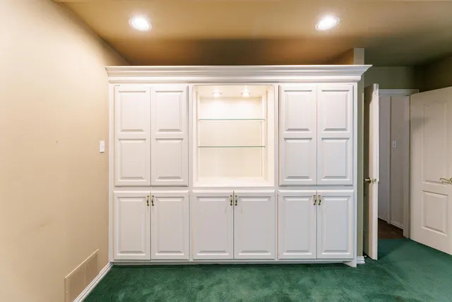 $550,000 | 8502 Oxford Avenue, Lubbock, TX 79423