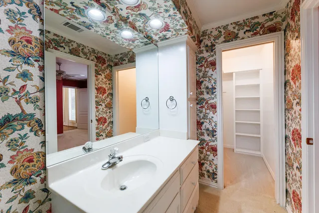 $550,000 | 8502 Oxford Avenue, Lubbock, TX 79423