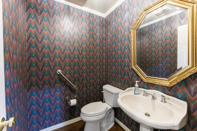 $550,000 | 8502 Oxford Avenue, Lubbock, TX 79423