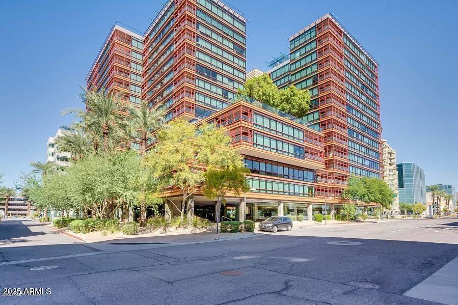 4808 North 24th Street, Unit 1005 Phoenix, AZ 85016 - Photo 33 of 34 front view of a building
