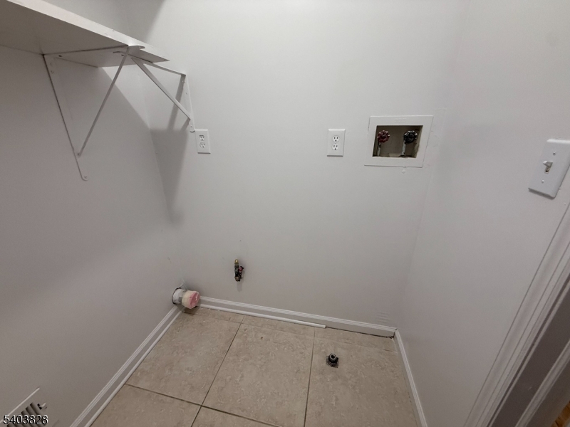 527 4th Avenue, Unit 1 Elizabeth, NJ 07202 - Photo 19 of 21 a view of a small room