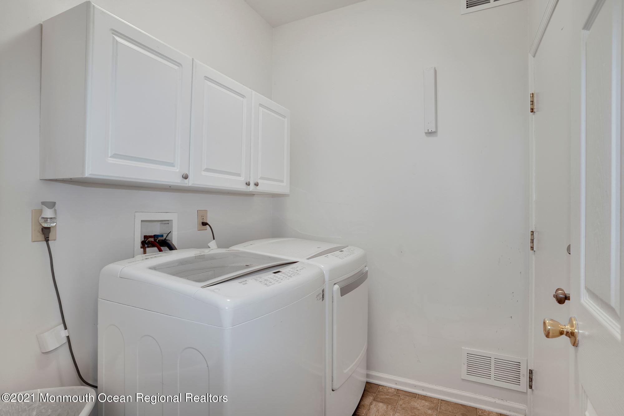 34 Wrangle Brook Road Toms River, NJ 08755 - Photo 31 of 35 019_34_Wrangle_Brook_Rd_344084_646778