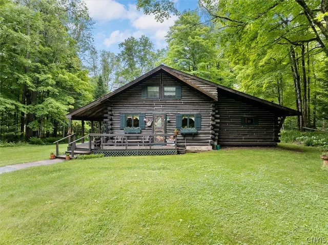 $599,000 | 1190 Moose River, Thendara, NY 13472