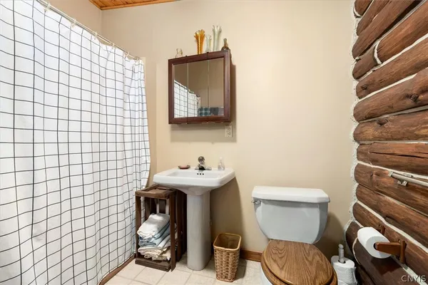 $575,000 | 1190 Moose River, Thendara, NY 13472