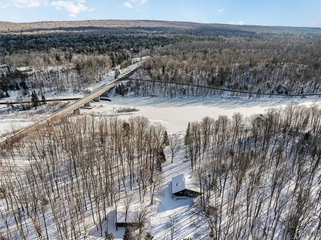 $599,000 | 1190 Moose River, Thendara, NY 13472