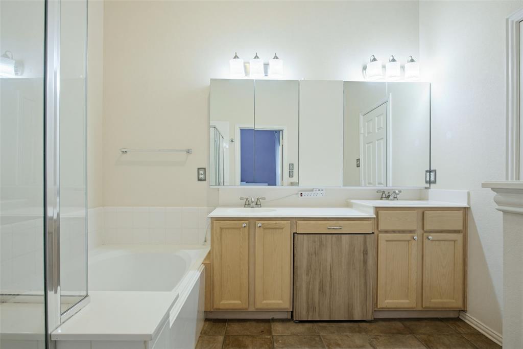 727 Hollow Ridge Drive Allen, TX 75002 - Photo 18 of 26