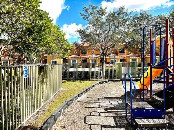 $3,100 | 1088 Southwest 144th Avenue, Unit 801, Pembroke Pines, FL 33027