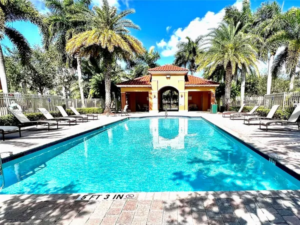 $3,100 | 1088 Southwest 144th Avenue, Unit 801, Pembroke Pines, FL 33027