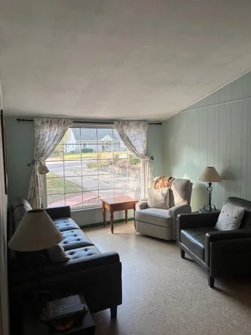 $249,000 | 1704 Linden Lane, Atchison, KS 66002