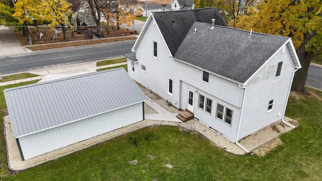 $335,000 | 315 3rd Street Southwest, Stewartville, MN 55976