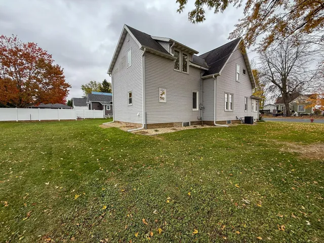 $335,000 | 315 3rd Street Southwest, Stewartville, MN 55976