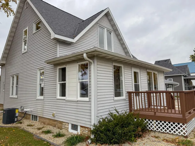 $335,000 | 315 3rd Street Southwest, Stewartville, MN 55976