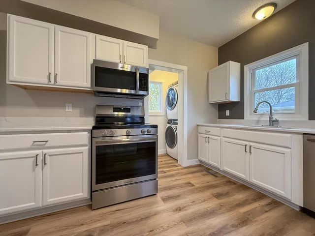 $335,000 | 315 3rd Street Southwest, Stewartville, MN 55976