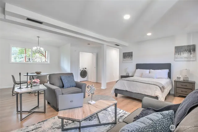 $1,095,000 | 1229 Southwest 158th Street, Burien, WA 98166