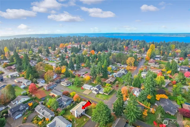 $1,095,000 | 1229 Southwest 158th Street, Burien, WA 98166