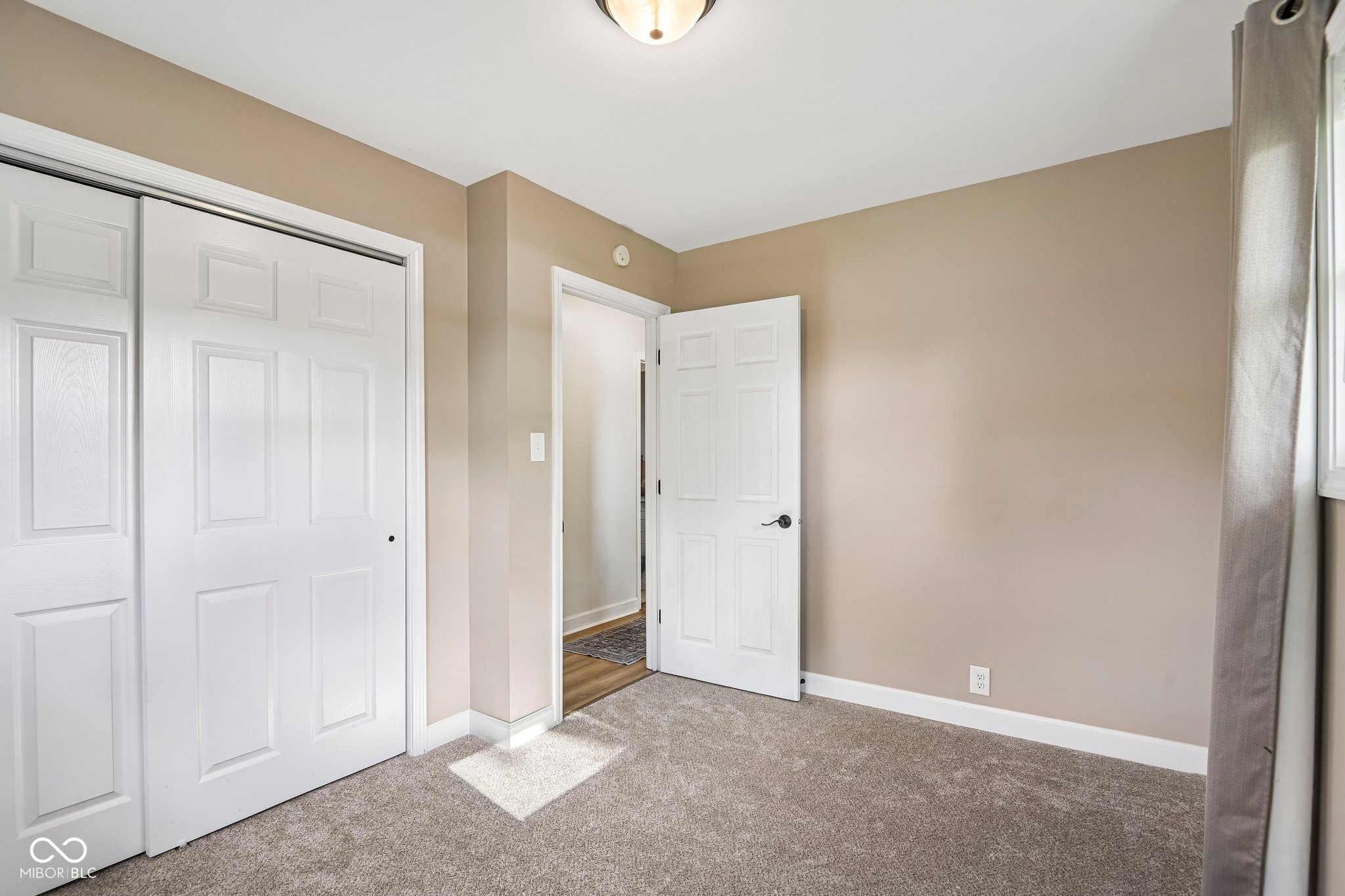 1892 Averitt Road Greenwood, IN 46143 - Photo 24 of 46