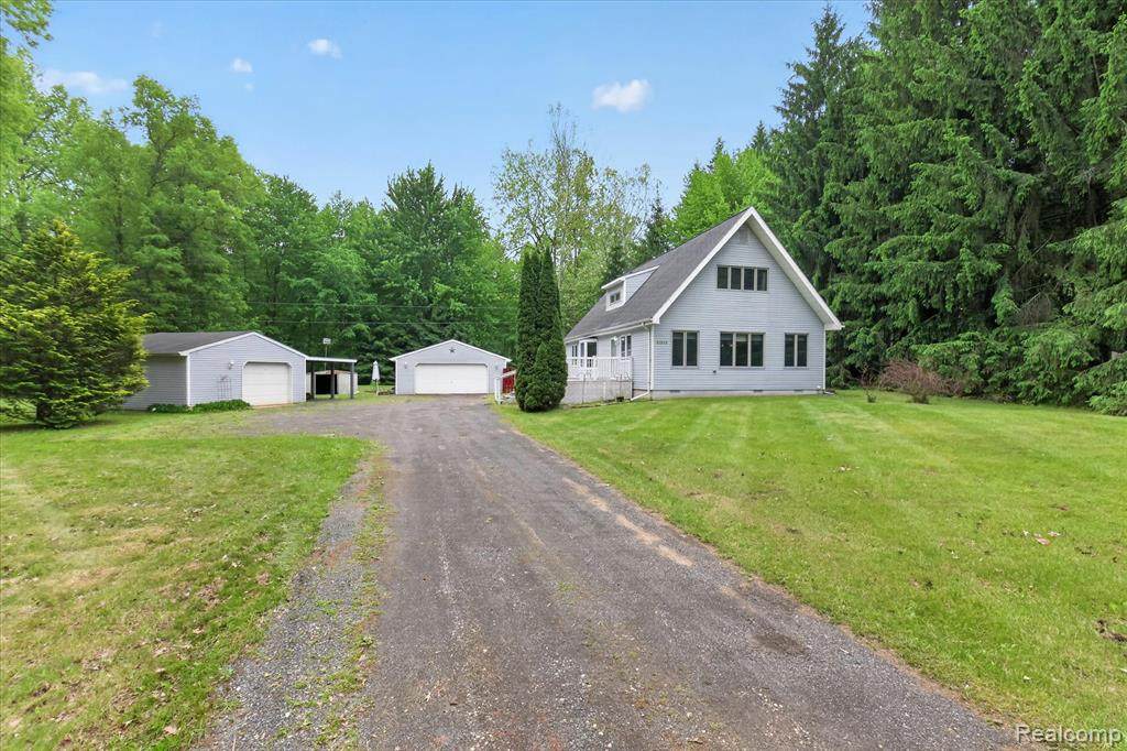 41303 Harris Road Belleville, MI 48111 - Photo 1 of 49