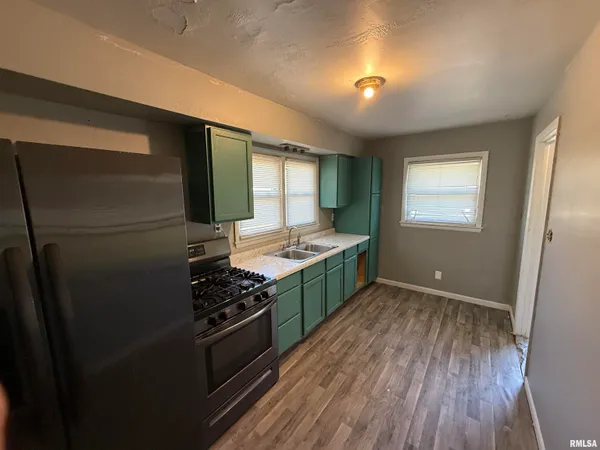 $88,500 | 3410 West Lincoln Avenue, Peoria, IL 61604
