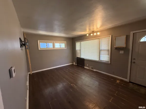 $88,500 | 3410 West Lincoln Avenue, Peoria, IL 61604
