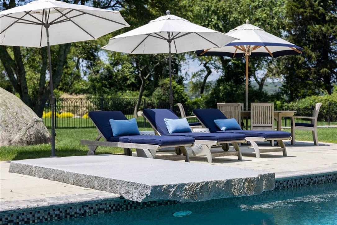 419 West Beach Road Charlestown, RI 02813 - Photo 9 of 49