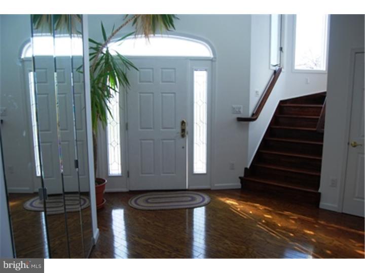 3015 Walton Road Jamison, PA 18929 - Photo 2 of 25 Foyer