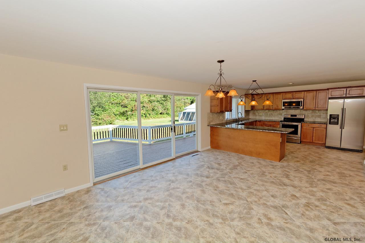 348 Brownell Road Malta, NY 12020 - Photo 12 of 25 Photo 12