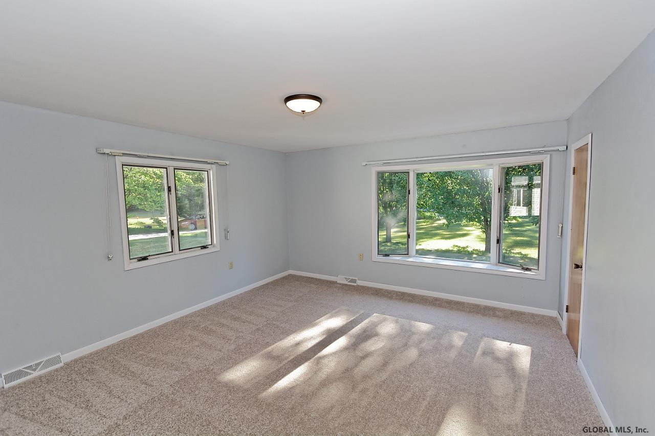 348 Brownell Road Malta, NY 12020 - Photo 19 of 25 Photo 19